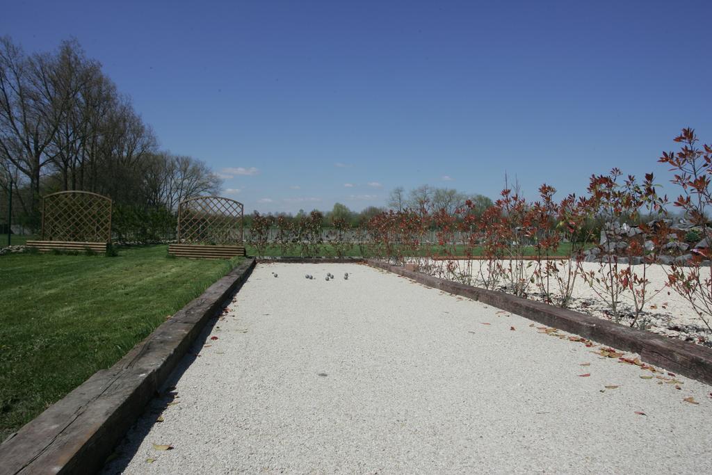 Aux Charmes De La Campagne Villa Hautrage Exteriör bild